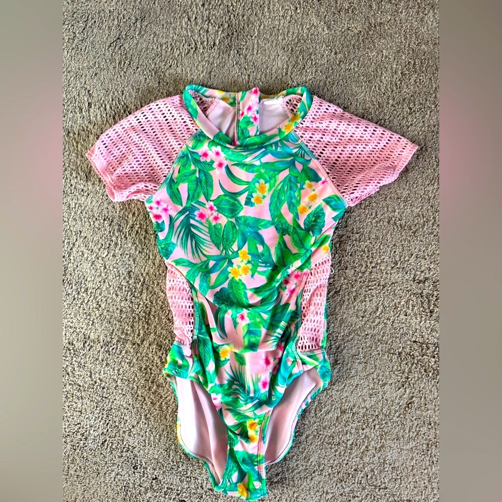 Kids one Piece Swimsuit 🩱